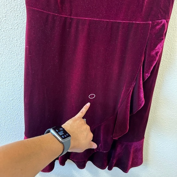 Karl Lagerfeld Velour Velvet Ruffle Hem Red Sheath Dress Sz 8 - Picture 12 of 14